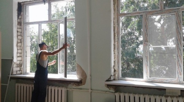 По предложению Фадиной Омску дали половину средств на ремонт школ региона