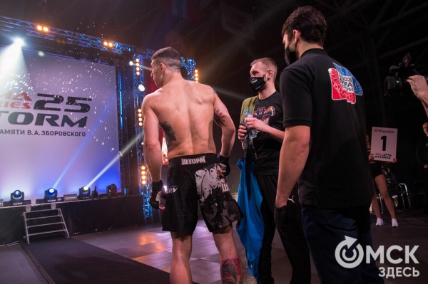 5:0. Команда Александра Шлеменко разгромно выиграла домашний турнир по ММА