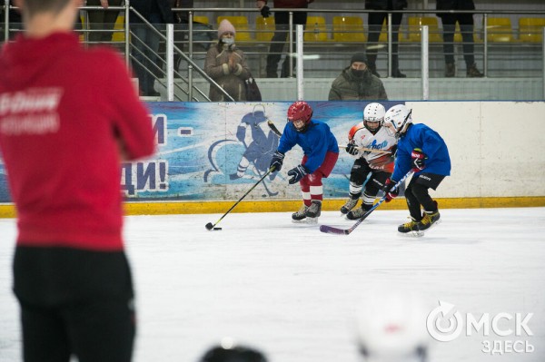 Черлакская "Юность" не смогла затмить омский "Кристалл"