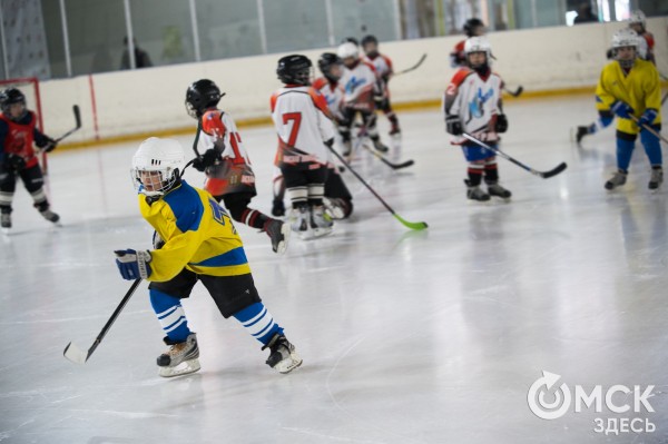 Черлакская "Юность" не смогла затмить омский "Кристалл"