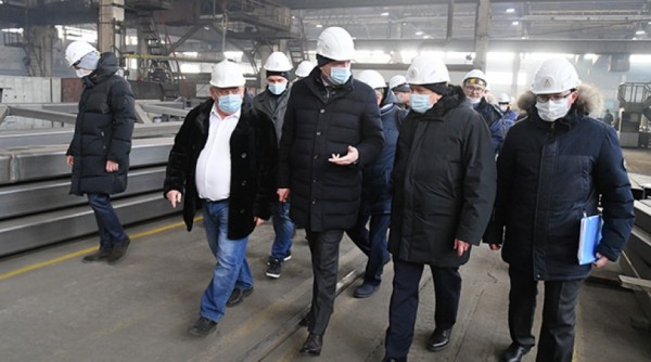 Губернатор Бурков: «На «Арене Омск» строители идут с опережением графика»