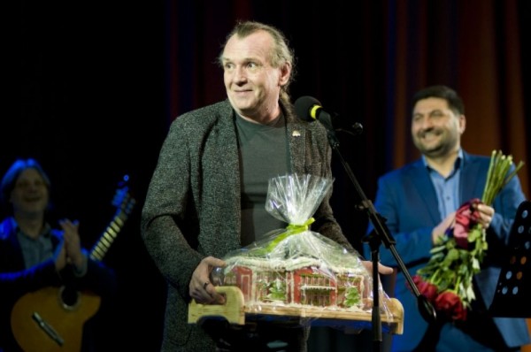 111 постановок, больше восьми тысяч спектаклей. 30 лет театру «Галёрка»