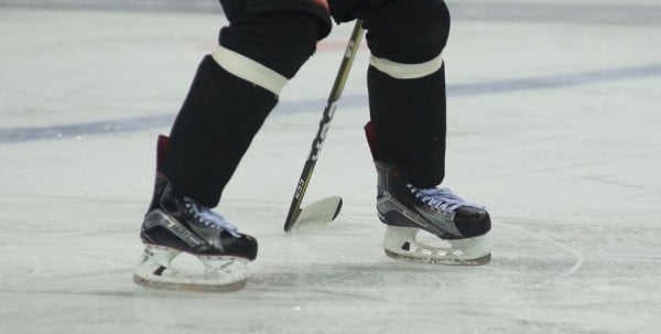 "Авангард" победил в пятом сибирском дерби подряд