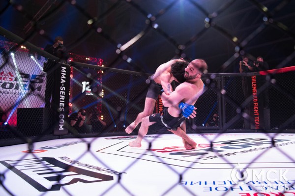 5:0. Команда Александра Шлеменко разгромно выиграла домашний турнир по ММА
