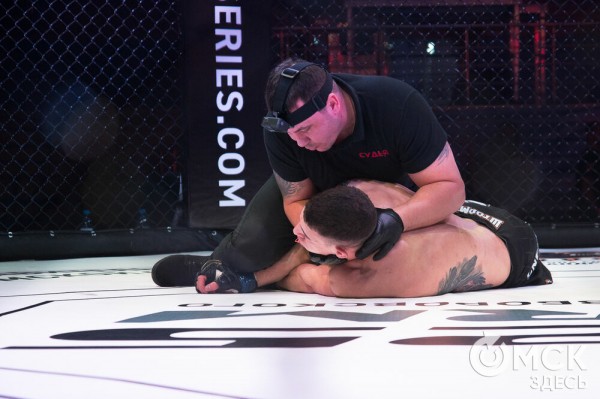 5:0. Команда Александра Шлеменко разгромно выиграла домашний турнир по ММА