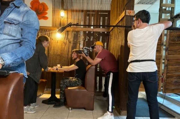 Кино из жизни. Омский режиссёр Яна Мартынец – о нюансах профессии Кино из жизни. Омский режиссёр Яна Мартынец – о нюансах профессии