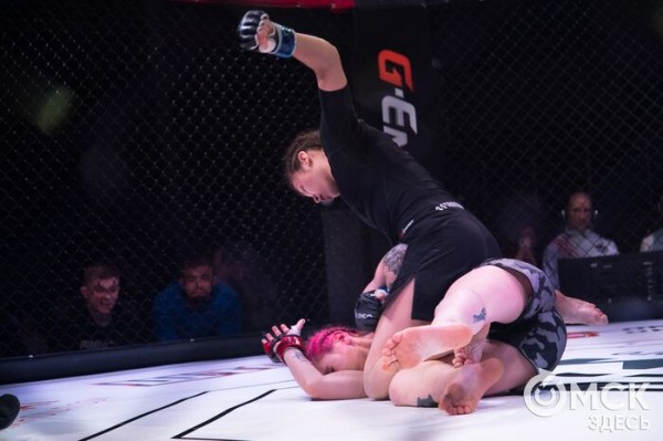 5:0. Команда Александра Шлеменко разгромно выиграла домашний турнир по ММА