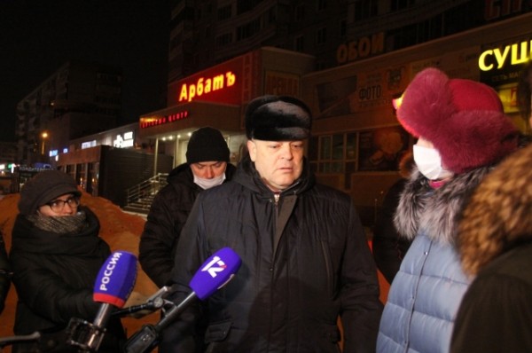 «Не убрано». Мэр Омска проинспектировала очистку улиц от снежных завалов