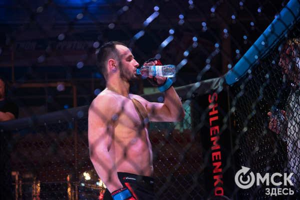 5:0. Команда Александра Шлеменко разгромно выиграла домашний турнир по ММА