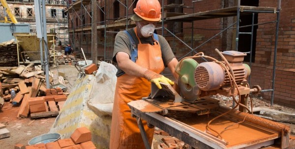 Купажист, начальник драги, шкипер: омичей ждут в редких профессиях