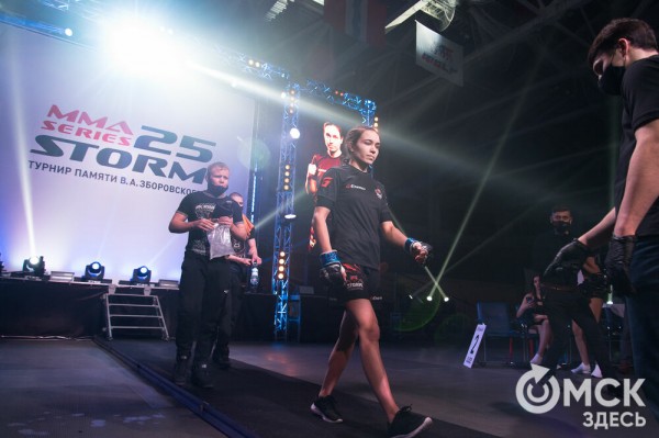 5:0. Команда Александра Шлеменко разгромно выиграла домашний турнир по ММА