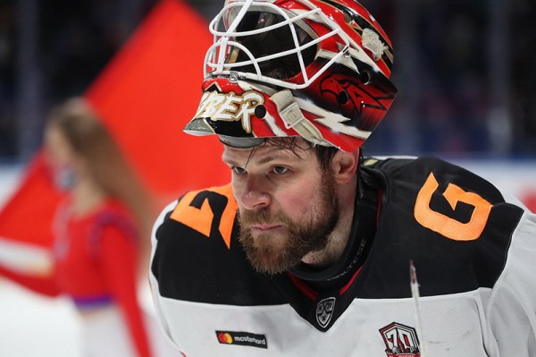 
        «Сибирь» тормозит свою молодёжь, Бобков первый номер «Авангарда». Что происходит в КХЛ
      