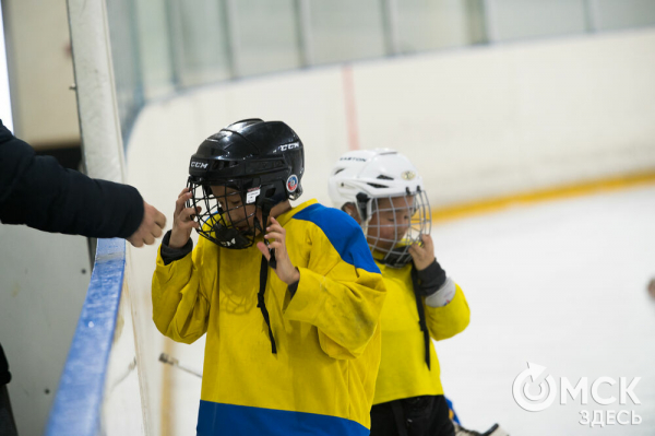 Черлакская "Юность" не смогла затмить омский "Кристалл" Черлакская "Юность" не смогла затмить омский "Кристалл"