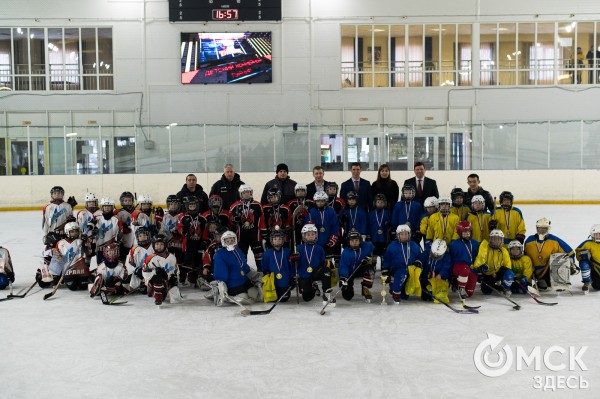 Черлакская "Юность" не смогла затмить омский "Кристалл"