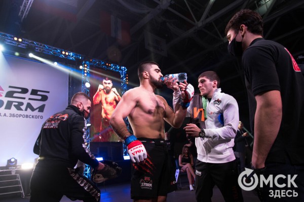 5:0. Команда Александра Шлеменко разгромно выиграла домашний турнир по ММА