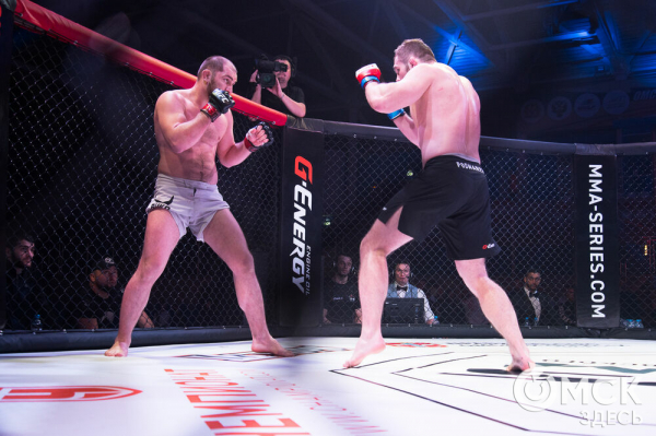 5:0. Команда Александра Шлеменко разгромно выиграла домашний турнир по ММА