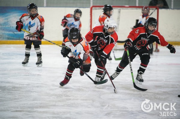 Черлакская "Юность" не смогла затмить омский "Кристалл"