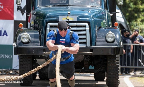 Омский богатырь обошёл силачей из Бразилии, Эстонии и Боливии