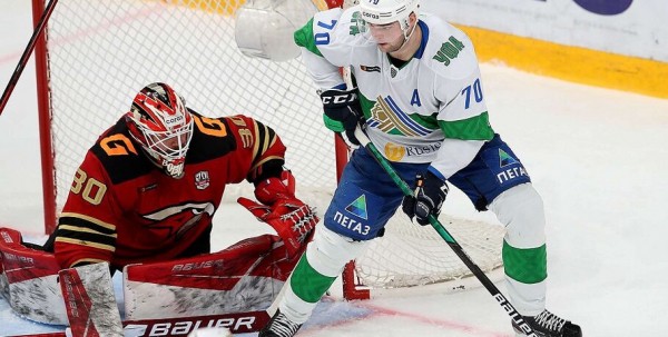 "Авангард" уступил "Салавату Юлаеву" в матче лидеров дивизиона Чернышёва