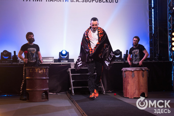 5:0. Команда Александра Шлеменко разгромно выиграла домашний турнир по ММА