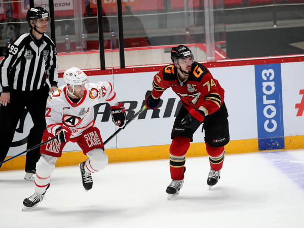 
        ПОДСЛУШАНО: старт плей-офф «Авангарда» | первый матч серии с «Автомобилистом» (ВИДЕО)
      