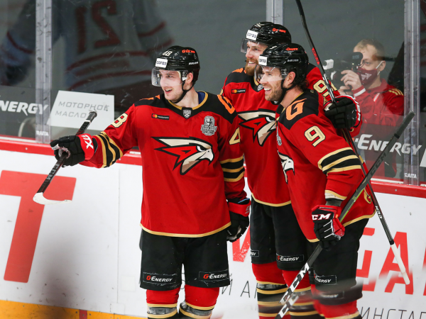 
        Прошли первый раунд плей-офф! «Авангард» победил «Автомобилист» в пятом матче серии
      