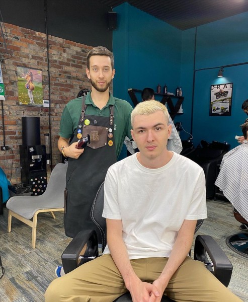 Интервью с игроком в Dota 2, рэпером и крутым комментатором - LIL SORRY Интервью с игроком в Dota 2, рэпером и крутым комментатором - LIL SORRY