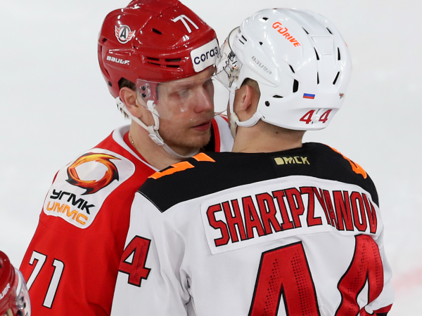 
        Ковальчук решает во втором овертайме! «Авангард» победил «Автомобилист» в четвёртом матче серии
      