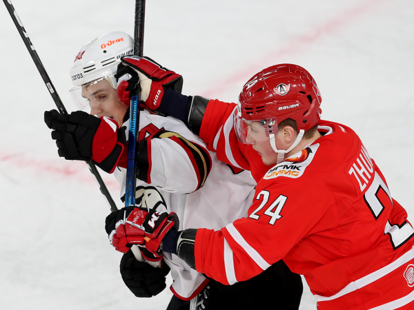 
        Ковальчук решает во втором овертайме! «Авангард» победил «Автомобилист» в четвёртом матче серии
      