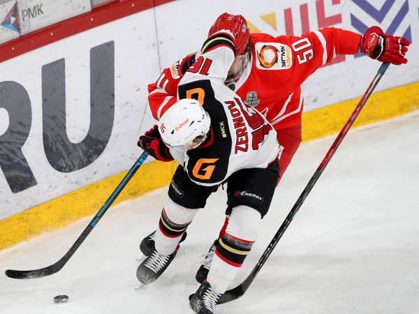 
        Ковальчук решает во втором овертайме! «Авангард» победил «Автомобилист» в четвёртом матче серии
      