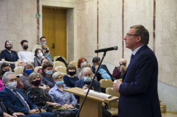 «Омское пространство Достоевского». К 200-летию писателя издан альбом