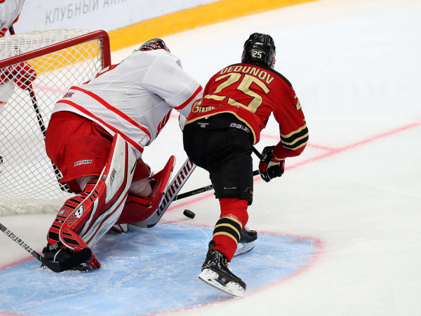 
        ПОДСЛУШАНО: старт плей-офф «Авангарда» | первый матч серии с «Автомобилистом» (ВИДЕО)
      