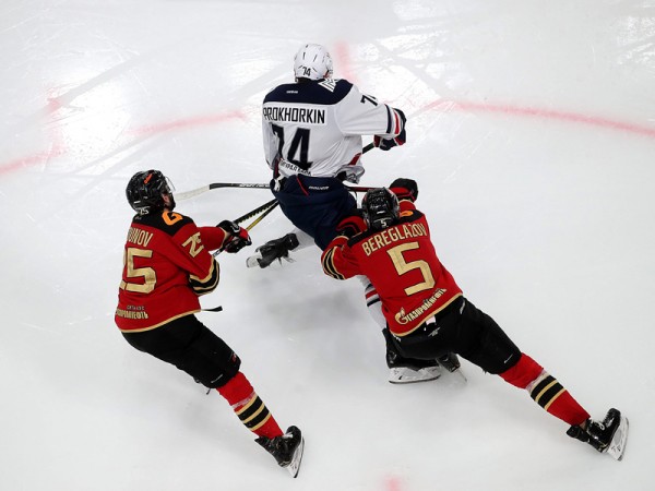 
        «Нужно по максимуму использовать наши сильные стороны». Буше, Емелин и Береглазов о противостоянии с «Металлургом»
      