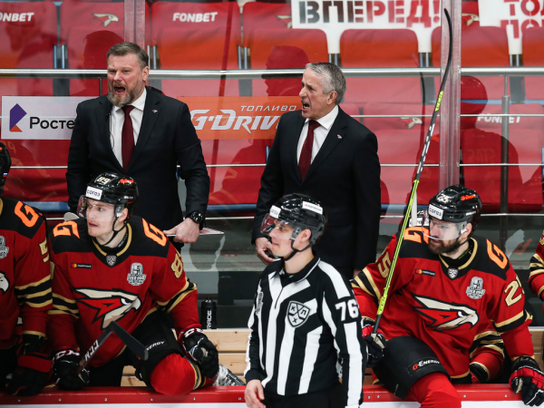 «После таких овертаймов на два года стареешь». Хартли, Шарипзянов и Толчинский после 2 матча 1/2 финала (ВИДЕО)
«После таких овертаймов на два года стареешь». Хартли, Шарипзянов и Толчинский после 2 матча 1/2 финала (ВИДЕО)