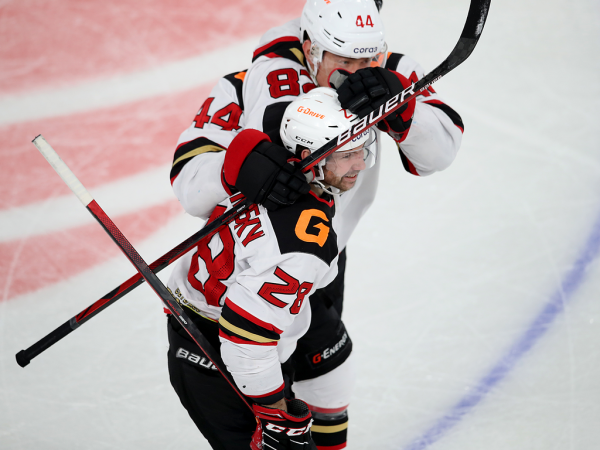 
        Ковальчук решает во втором овертайме! «Авангард» победил «Автомобилист» в четвёртом матче серии
      