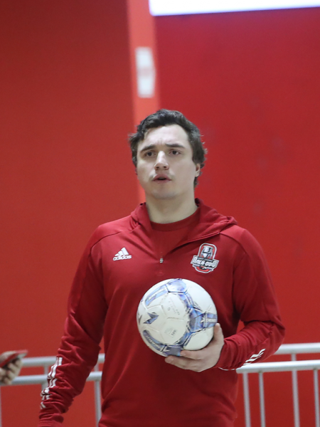 
        ПОДСЛУШАНО: старт плей-офф «Авангарда» | первый матч серии с «Автомобилистом» (ВИДЕО)
      