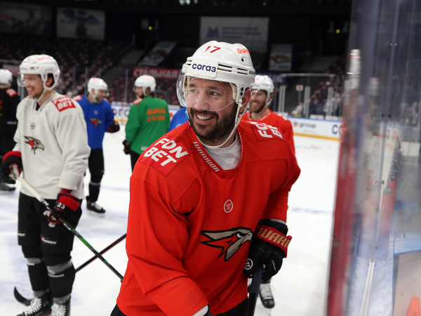 
        Бороться и проявлять характер | Алексей Емелин и Павел Дедунов перед третьей игрой серии с «Металлургом» (ВИДЕО+ФОТО)
      