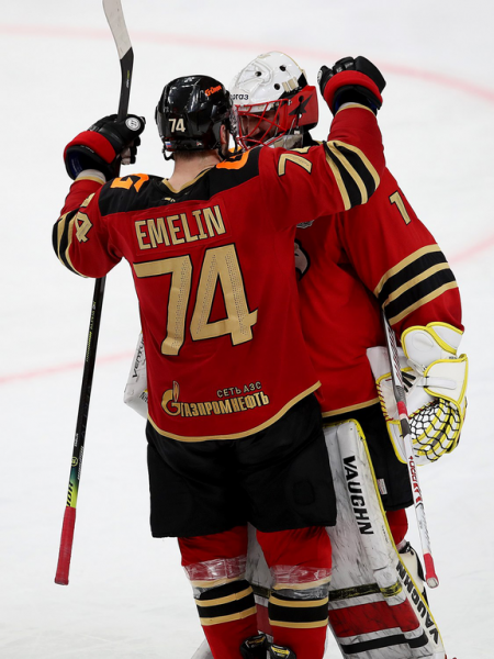 «После таких овертаймов на два года стареешь». Хартли, Шарипзянов и Толчинский после 2 матча 1/2 финала (ВИДЕО)
«После таких овертаймов на два года стареешь». Хартли, Шарипзянов и Толчинский после 2 матча 1/2 финала (ВИДЕО)