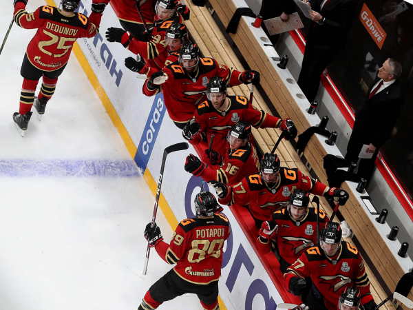 «После таких овертаймов на два года стареешь». Хартли, Шарипзянов и Толчинский после 2 матча 1/2 финала (ВИДЕО)
«После таких овертаймов на два года стареешь». Хартли, Шарипзянов и Толчинский после 2 матча 1/2 финала (ВИДЕО)