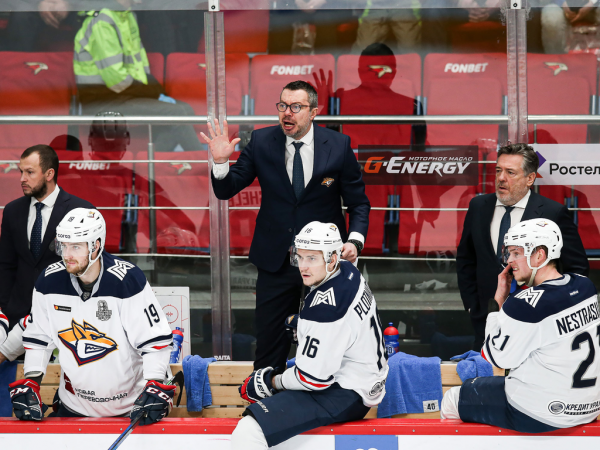 Толчинский приносит победу в овертайме! «Авангард» сравнял счёт в серии с «Магниткой»
Толчинский приносит победу в овертайме! «Авангард» сравнял счёт в серии с «Магниткой»