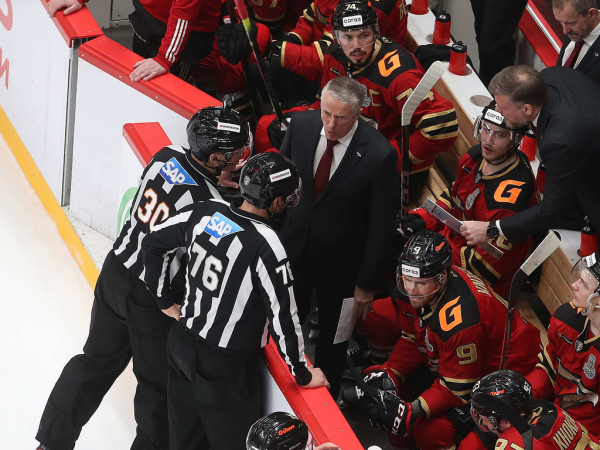 «После таких овертаймов на два года стареешь». Хартли, Шарипзянов и Толчинский после 2 матча 1/2 финала (ВИДЕО)
«После таких овертаймов на два года стареешь». Хартли, Шарипзянов и Толчинский после 2 матча 1/2 финала (ВИДЕО)