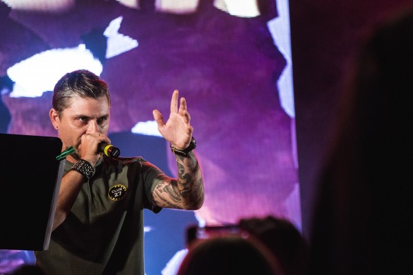 "Это был опыт в предынфарктном состоянии". Алексей Царёв о творчестве и переезде из Омска "Это был опыт в предынфарктном состоянии". Алексей Царёв о творчестве и переезде из Омска