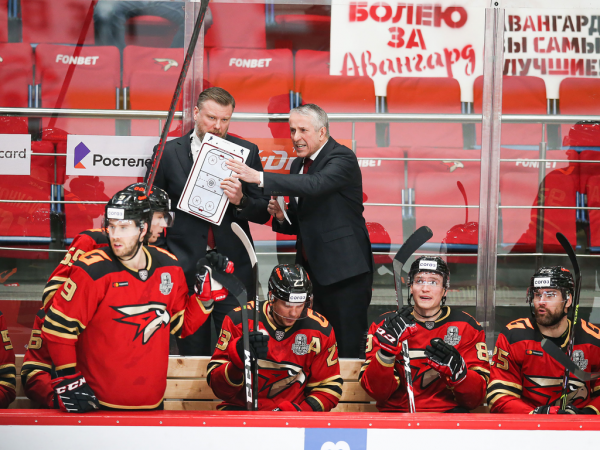 
        Прошли первый раунд плей-офф! «Авангард» победил «Автомобилист» в пятом матче серии
      