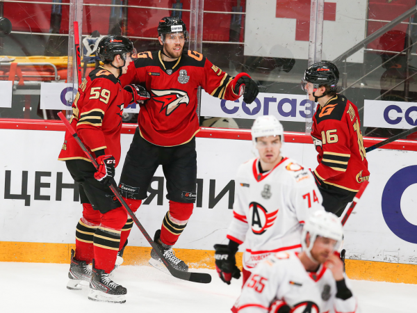 
        Прошли первый раунд плей-офф! «Авангард» победил «Автомобилист» в пятом матче серии
      