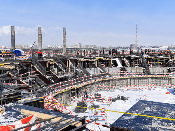 
        Смотрим на ледовое поле «Арены Омск» с уровня третьего этажа! (ВИДЕО+ФОТО)
      