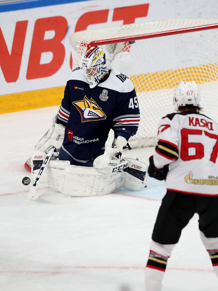 «Очень хорошо играли по системе, бились, блокировали броски». Комаров и Хартли после победы в третьем матче серии с «Металлургом»
«Очень хорошо играли по системе, бились, блокировали броски». Комаров и Хартли после победы в третьем матче серии с «Металлургом»