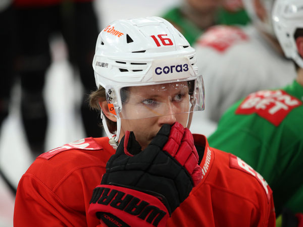 
        Заряжены на четвёртый матч | Алексей Емелин и Боб Хартли перед игрой (ВИДЕО+ФОТО)
      