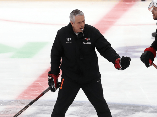 
        Бороться и проявлять характер | Алексей Емелин и Павел Дедунов перед третьей игрой серии с «Металлургом» (ВИДЕО+ФОТО)
      