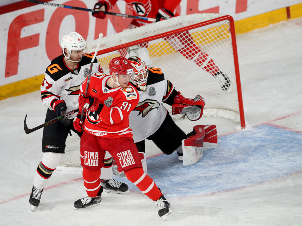 
        Ковальчук решает во втором овертайме! «Авангард» победил «Автомобилист» в четвёртом матче серии
      