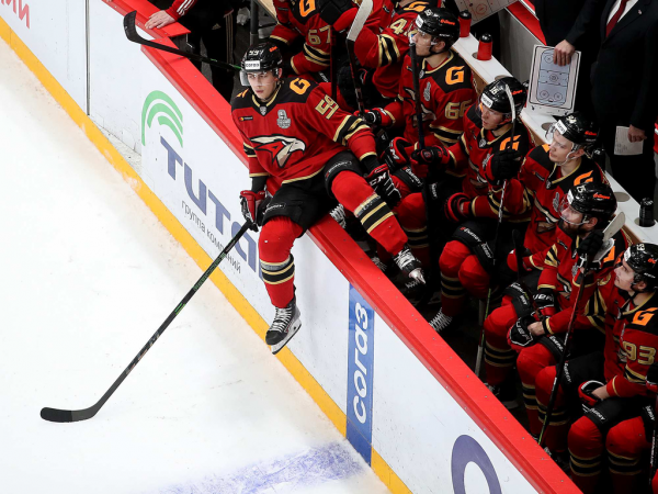 Толчинский приносит победу в овертайме! «Авангард» сравнял счёт в серии с «Магниткой»
Толчинский приносит победу в овертайме! «Авангард» сравнял счёт в серии с «Магниткой»